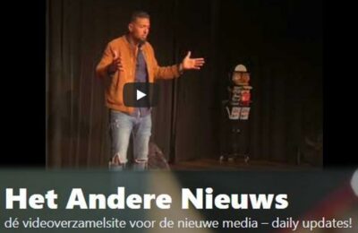 Jonathan Krispijn loopt weg tijdens comedyshow als protest tegen verplicht apartheidsbewijs